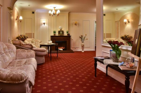  7 Sky Hotel Klinicheskaya Street (2d entrance)  Киев